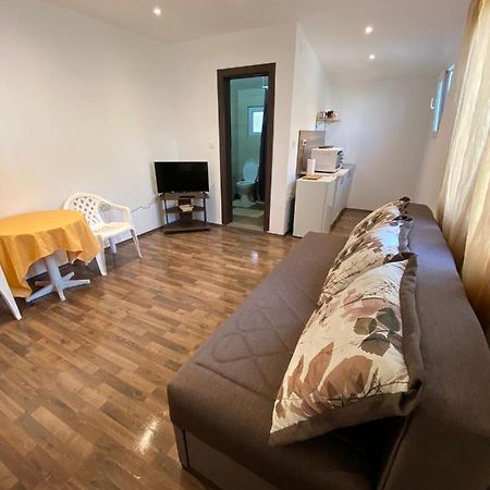 Apartmani Lala 2 Canj Exterior photo